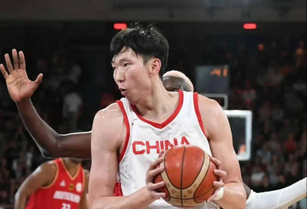 接连崩盘后终于迎来利好杨瀚森周琦即将归位! 中国男篮冲击第一名