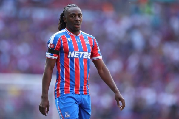 记者:埃泽今日将正式加盟阿森纳,转会费6000万英镑+浮动 记者:埃泽今日将正式加盟阿森纳,转会费6000万英镑+浮动