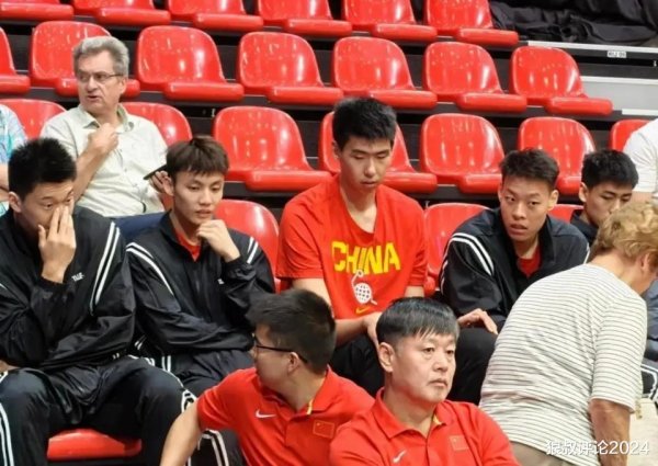 陪练为主! 广东2米26小将连续2战遭弃用 郭士强或另有安排