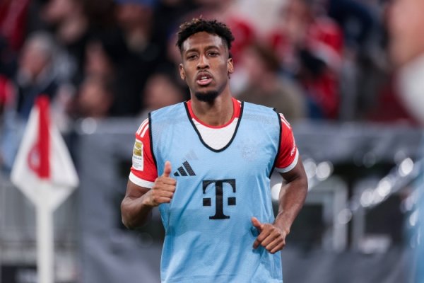 记者：利雅得获胜  与科曼就个人条款达成一致，正与拜仁商谈转会费