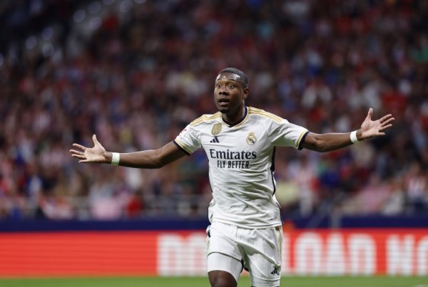 经纪人:阿拉巴去沙特?这都只是谣言,目前没有任何谈判或报价 经纪人:阿拉巴去沙特?这都只是谣言,目前没有任何谈判或报价