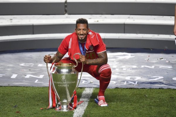 德媒:博阿滕将随孔帕尼见习,部分拜仁球迷发起反对请愿书 德媒:博阿滕将随孔帕尼见习,部分拜仁球迷发起反对请愿书